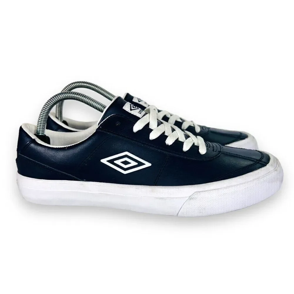 Umbro Brooklyn Leather Casual Shoes Navy / White UML1002SL Men's 8‎
